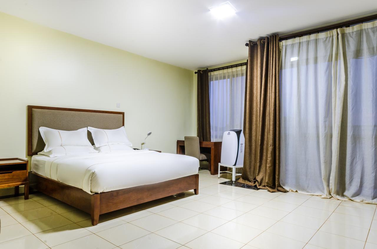 Igar Plaza Hotel Jinja Eksteriør billede
